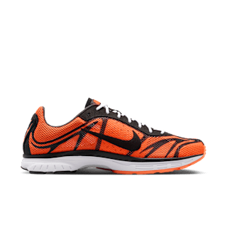 【NIKE公式】ズーム ストリーク 3 'Black and Total Orange' (IQ8012-800) 発売日