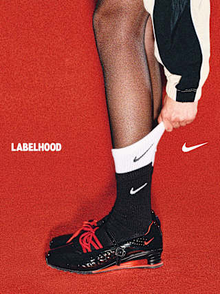 【NIKE公式】レディース ショックス Z カリストラ x レーベルフッド 'Black and University Red' (IW7881-001) 発売日