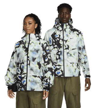 วันเปิดตัว NOCTA Opal Apparel Collection