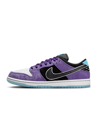 【NIKE公式】ナイキ SB ダンク LOW プロ x ヘイリー ウィルソン 'Black and Court Purple' (HJ0513-500 / NIKE SB DUNK LOW PRO HW)