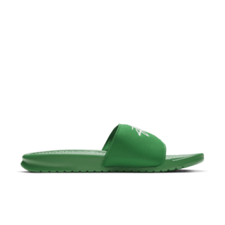 Benassi x Stüssy 'Pine Green' 發售日期