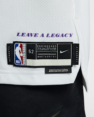 Fecha de lanzamiento del jersey Nike Dri-FIT ADV Authentic para hombre Los Angeles Lakers