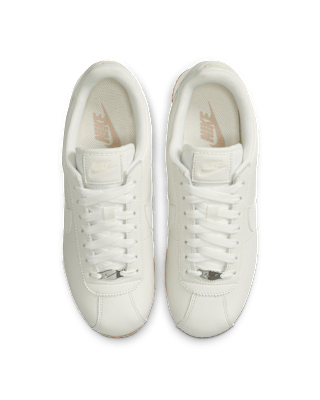 【NIKE公式】レディース コルテッツ SE 'Sail' (HV6936-133 / W NIKE CORTEZ SE XTRD)