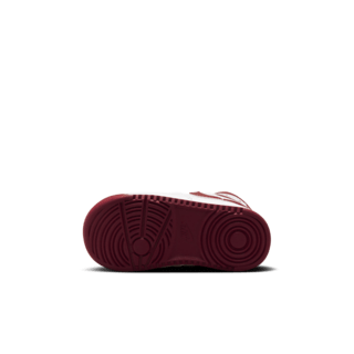 Fecha de lanzamiento de los Baby Jordan '85 "Metallic Burgundy" (DV3655-161)