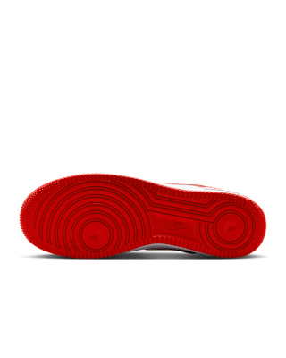 Fecha de lanzamiento de los Air Force 1 Low x Terror Squad "University Red and White" (II4391-100)