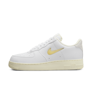【NIKE公式】エア フォース 1 'Pale Vanilla' (DC8894-100 / AF 1 '07 LX VTG)