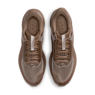 Pegasus Premium "Caldera Brown" (IQ5691-200) – Data de lançamento