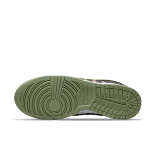 【NIKE公式】ダンク LOW 'Black Multi-Camo' (DH0957-001 / NIKE DUNK LOW SE)