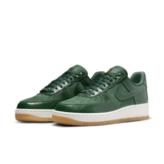 Fecha de lanzamiento del Air Force 1 '07 "Gorge Green" para mujer (DZ2708-300)