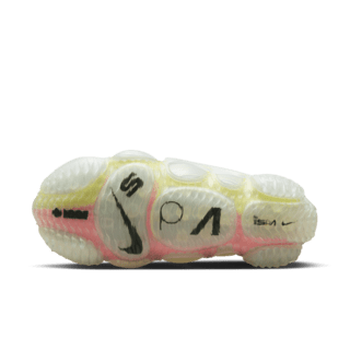 วันเปิดตัว ISPA Link Axis "Total Orange and Sonic Yellow" (FZ3507-100) 