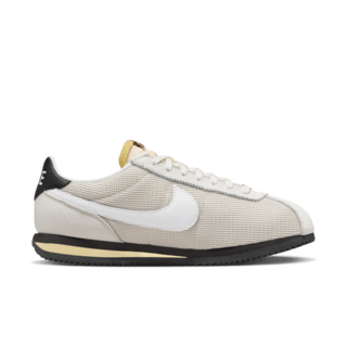 วันเปิดตัว Cortez "Light Orewood Brown" (FZ4630-100)