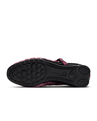 วันเปิดตัว Shox Z Calistra Velvet "Burgundy Crush and Black" ผู้หญิง (IR8665-600)