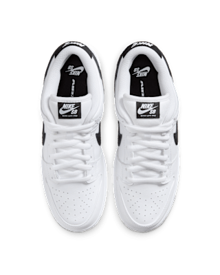 Nike SB Dunk Low Pro „Fehér és fekete” (HF3704-100) – megjelenési dátum