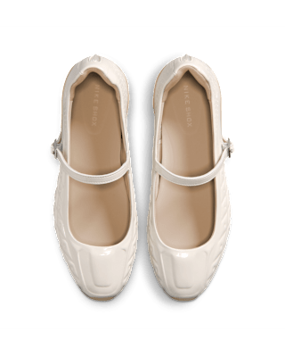 Fecha de lanzamiento de los Shox Z Calistra "Pale Ivory and Oatmeal" para mujer (IR5510-100)