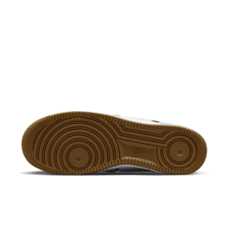 Fecha de lanzamiento de los Air Force 1 '07 LX "White and Light British Tan" (FN5757-100)