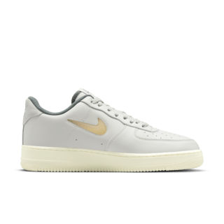 Fecha de lanzamiento del Air Force 1 "Light Bone and Coconut Milk" (DC8894-001)