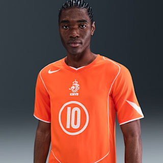 Netherlands 2004 토탈 90 Reissue Apparel Collection 출시일