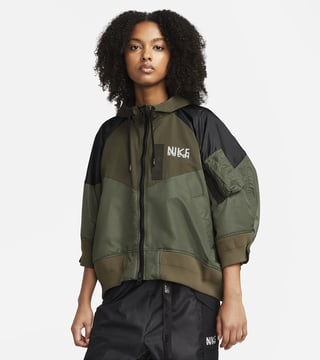 วันเปิดตัว Nike x sacai Apparel Collection