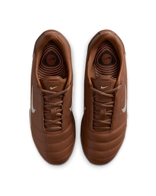 Fecha de lanzamiento de los Total 90 Shox Magia "Pecan and Metallic Silver" para mujer (IO9300-200)