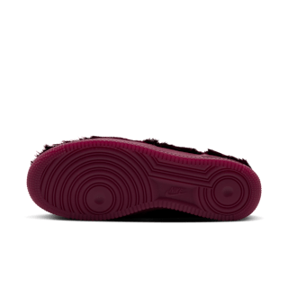 【NIKE公式】エア フォース 1 QS 'Team Red' (IR1940-600) 発売日