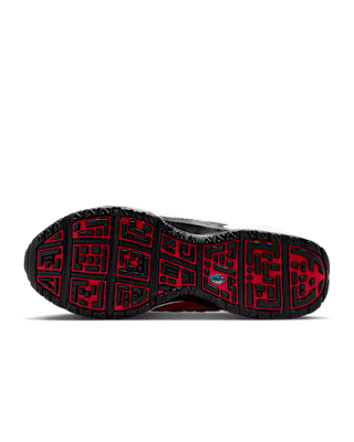 【NIKE公式】レディース エア マックス SNDR 'Fusion Red and Silver' (IH3988-001 / W NIKE AIR MAX SNDR SYN)