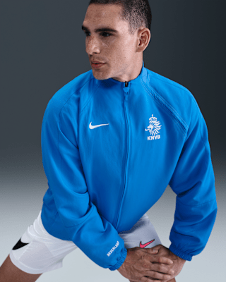 【NIKE公式】Netherlands 2004 Total 90 Reissue Apparel Collection