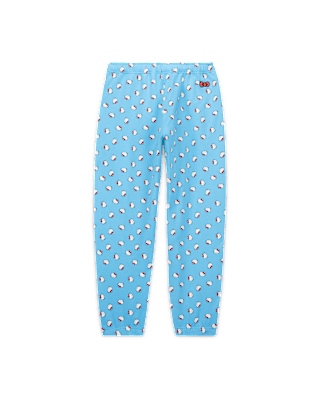 วันเปิดตัว Nike x Hello Kitty® Apparel Collection