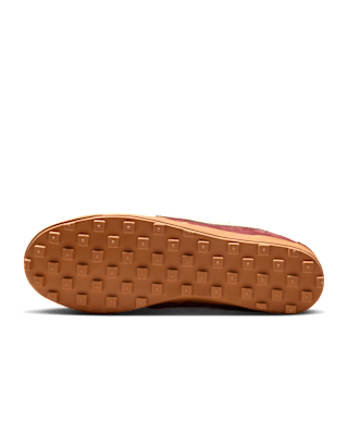【NIKE公式】アストログラバー 'Dark Team Red and Coconut Milk' (IH2341-600 / NIKE ASTROGRABBER QS)