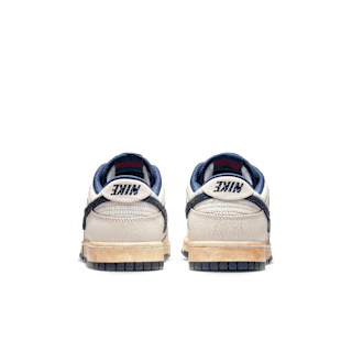 Dunk Low x Stranger Things „Phantom and Midnight Navy” (IH6766-001) – megjelenési dátum