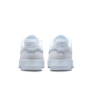 วันเปิดตัว Air Force 1 '07 "Blue Tint" ผู้หญิง (DZ2786-400) 