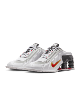 Date de sortie de la Shox MR4 x Martine Rose « White and Varsity Red » pour femme (IM5420-100)