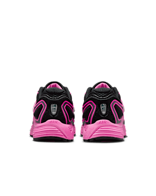 【NIKE公式】エア ペガサス ウェーブ 'Black and Pink Blast' (IB0612-007 / NIKE AIR PEGASUS WAVE)