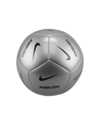วันเปิดตัว Nike x AMBUSH Apparel Collection 