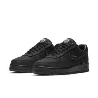 【NIKE公式】エア フォース 1 x ステューシー 'Triple Black' (CZ9084-001 / AF 1 LOW X STÜSSY)