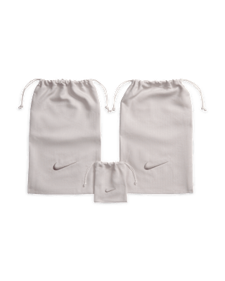 Date de sortie de la Air Force 1 Made in Italy « Black » pour femme (IF3201-001)