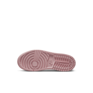 Fecha de lanzamiento del Air Jordan 1 High "Coconut Milk and Sail" (FD2596-600)