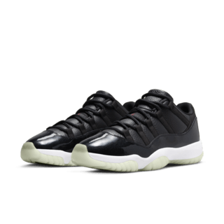 Fecha de lanzamiento del Air Jordan 11 Low "72-10" (AV2187-001)