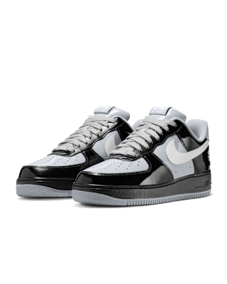 Fecha de lanzamiento de las Air Force 1 '07 x Syna "Black and Light Smoke Grey" (IO9974-010)