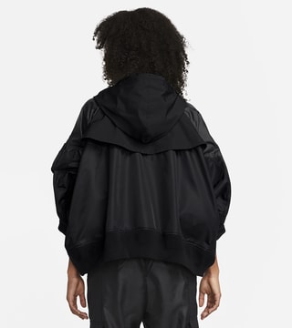 วันเปิดตัว Nike x sacai Apparel Collection