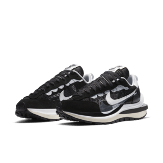 Fecha de lanzamiento del Nike x sacai VaporWaffle "Black and White"