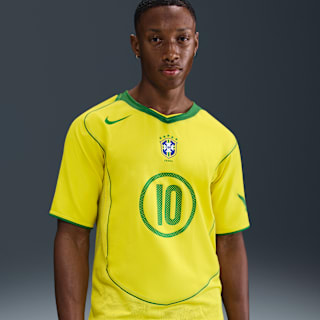 Fecha de lanzamiento de la colección de ropa Brazil 2004 Total 90 Reissue