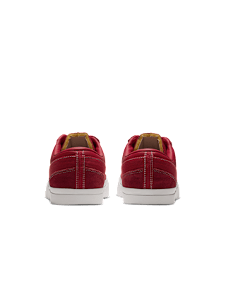 Fecha de lanzamiento de los Blazy "Varsity Red" (IM2523-600)