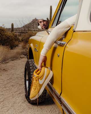 Book 1 x Chevy 'Dark Gold Leaf' (IH0890-700) Release Date
