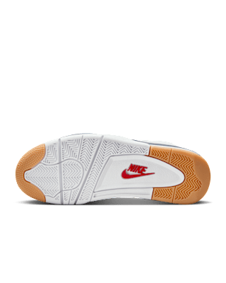 Releasedatum för Nike SB x Air Jordan 4 "Navy" (DR5415-100)