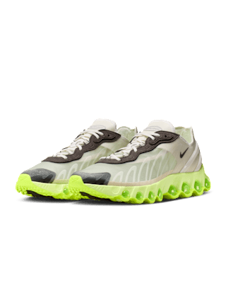 【NIKE公式】エア マックス Dn8 'Shadow Brown and Phantom' (IO4479-200) 発売日