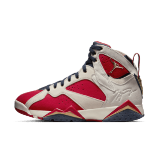 Fecha de lanzamiento de los Air Jordan 7 x Trophy Room 'True Red and Obsidian' (DM1195-474)