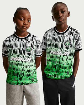 【NIKE公式】ナイジェリア x スローン アパレルコレクション発売日