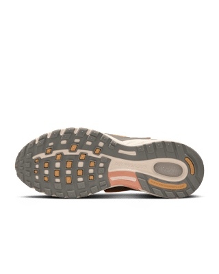 【NIKE公式】エア ペガサス ウェーブ 'Copper Moon and College Grey' (IB7717-009 / NIKE AIR PEGASUS WAVE PRM)