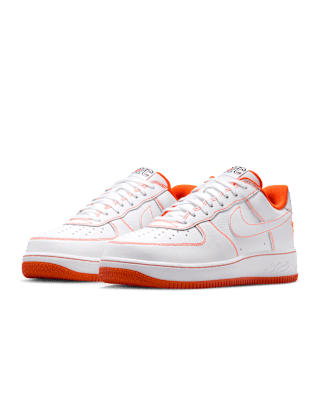 Fecha de lanzamiento de los Air Force 1 Low Protro "White and Safety Orange" (IQ3921-100)