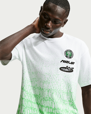 Lanceringsdato for Nigeria x Slawn-tøjkollektionen